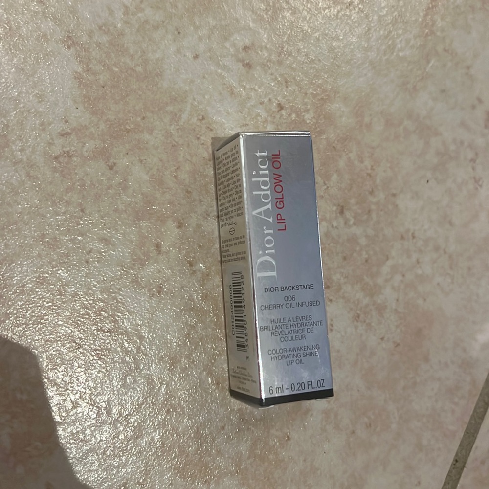 ❗️NWT VIRAL DIOR LIP OIL❗️